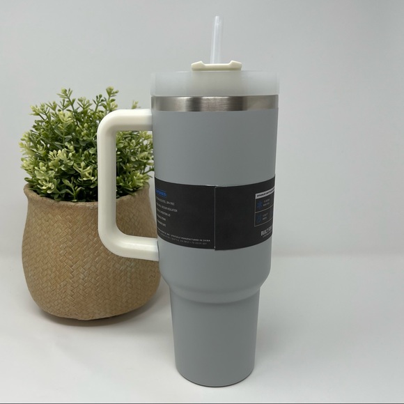 Stanley Adventure Quencher Travel Tumbler - 40oz - Picture 3 of 6